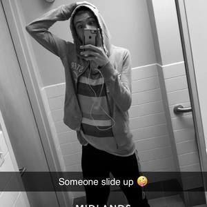 Meet your Posher, Dylan